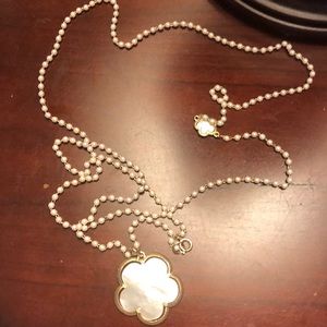 Fabulous pearl necklace